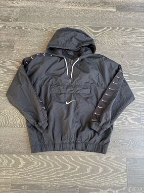 Menβs NIKE Black Pullover Windbreaker Hoodie